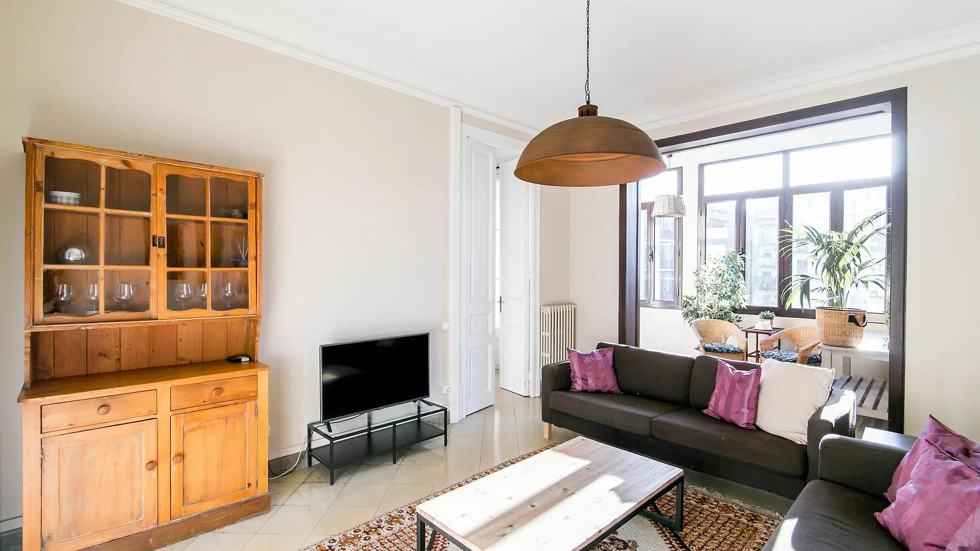 Placa Universitat Apartments Barcelona